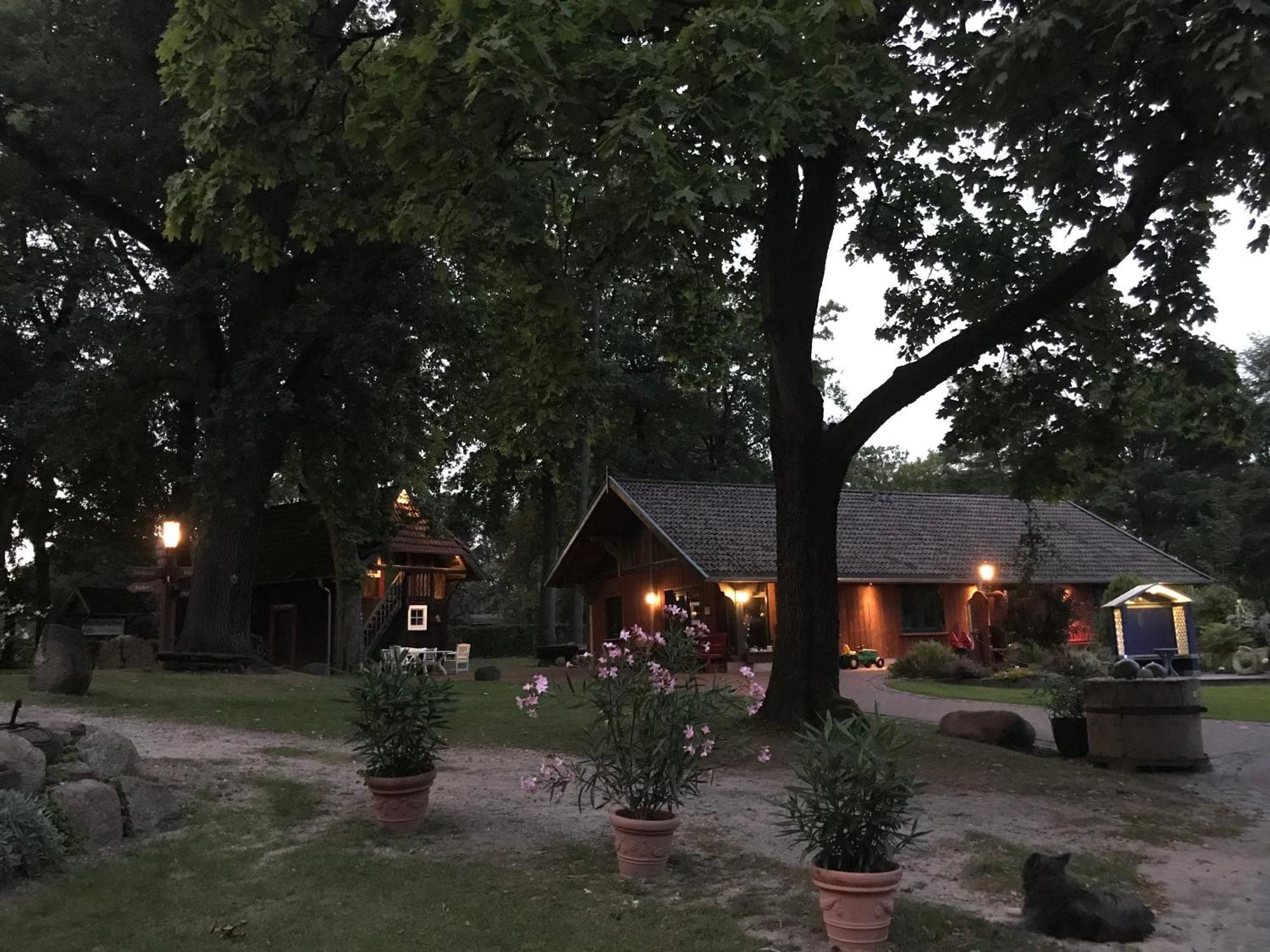 Naturhotel Hof Ehlers Bergen  Zewnętrze zdjęcie